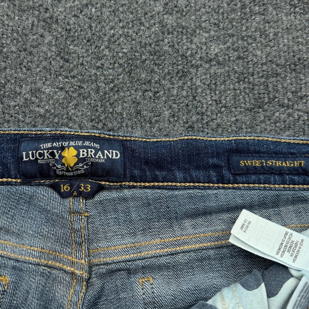 Lucky Brand Sweet Straight Jeans Womens 16/33 Blue Medium Wash Stretch Denim - Picture 4 of 12